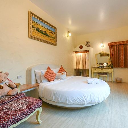 Swiss Valley Hip Resort Suan Phueng Quarto foto