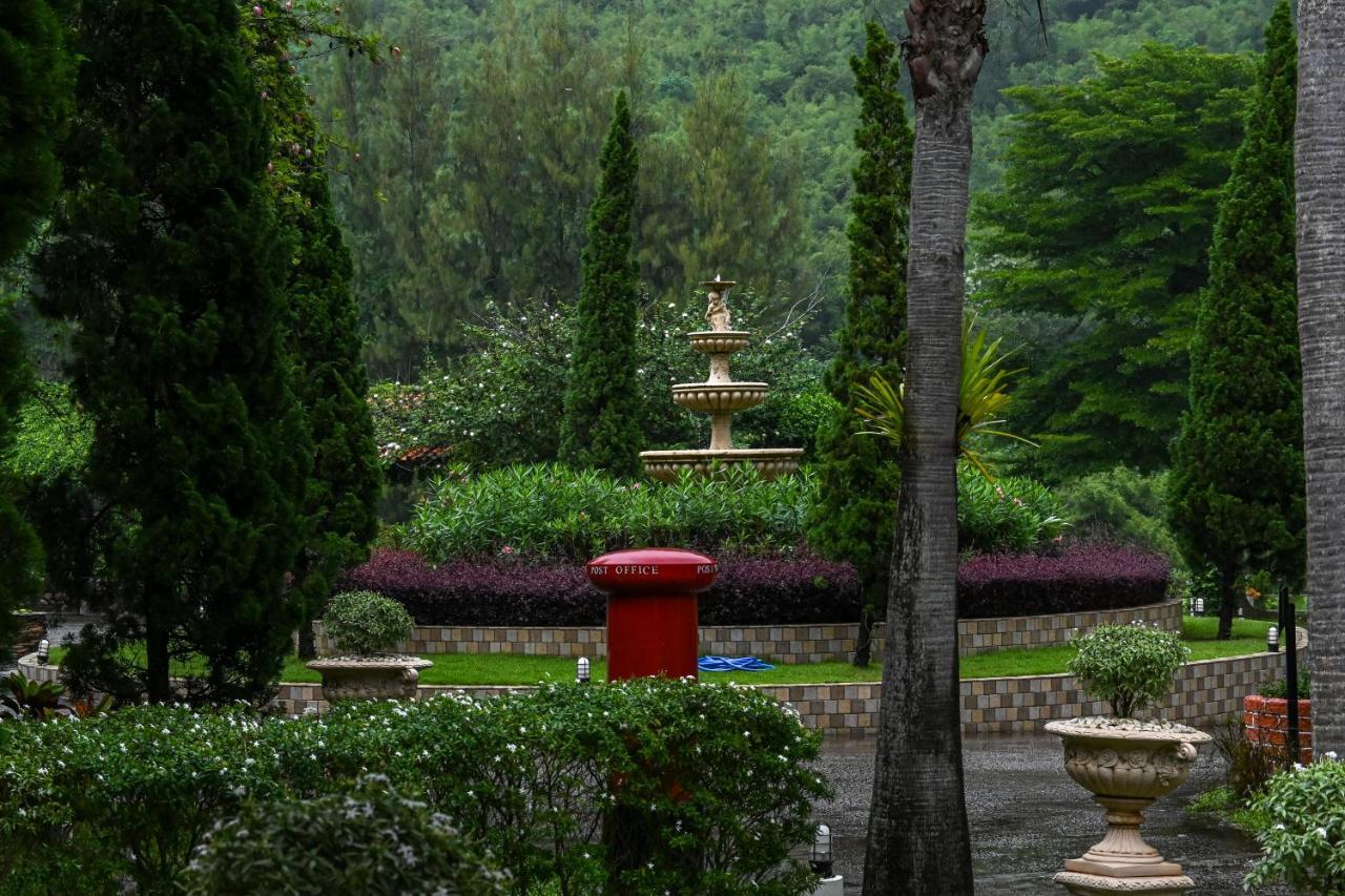 Swiss Valley Hip Resort Suan Phueng Exterior foto