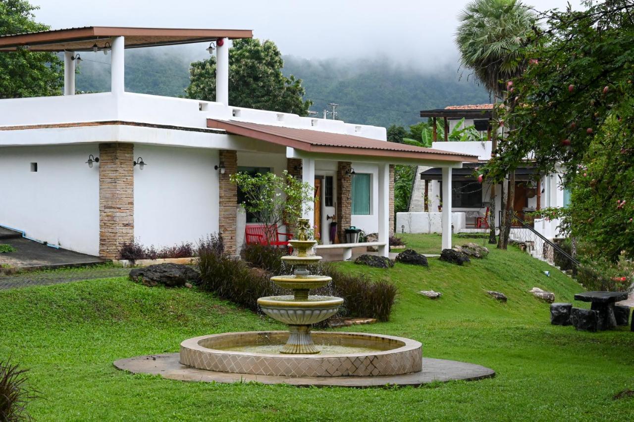 Swiss Valley Hip Resort Suan Phueng Exterior foto